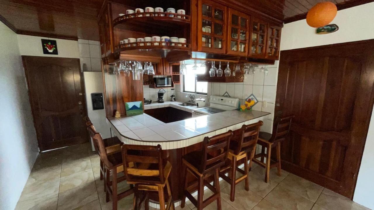 Las Pavitas Cottages La Fortuna Buitenkant foto