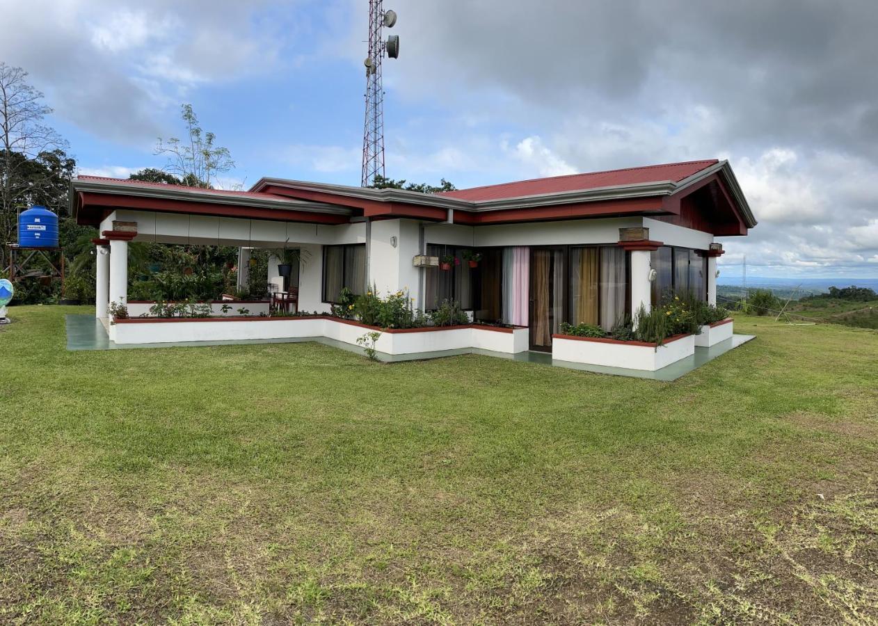 Las Pavitas Cottages La Fortuna Buitenkant foto