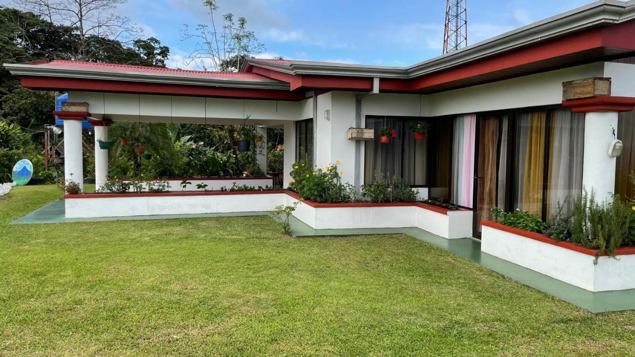 Las Pavitas Cottages La Fortuna Buitenkant foto